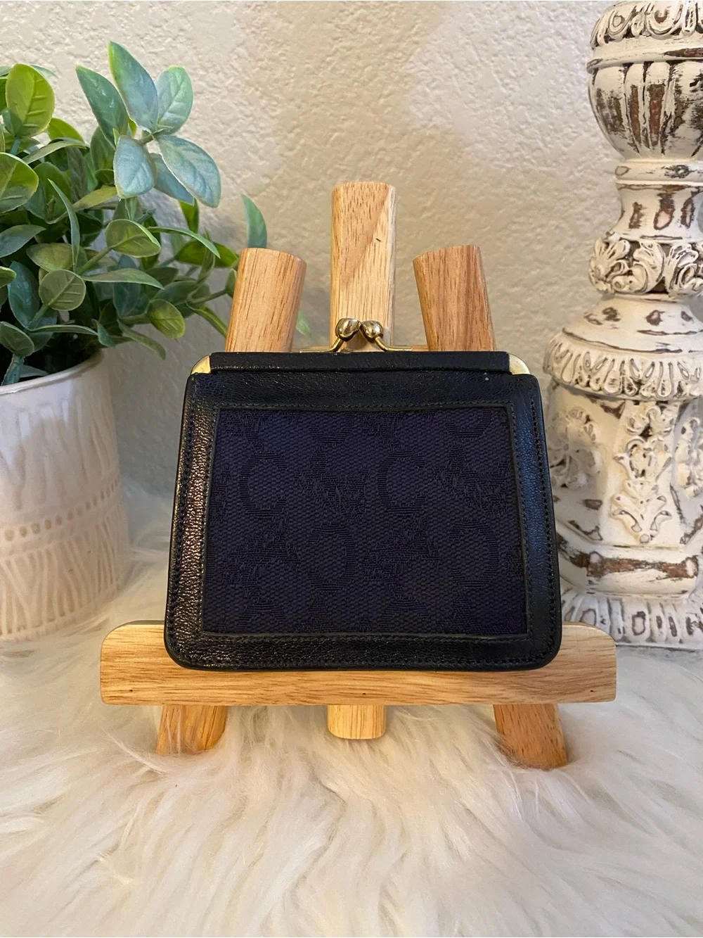Celine Navy and Black Vintage Kiss-Lock Coin pouch or wallet